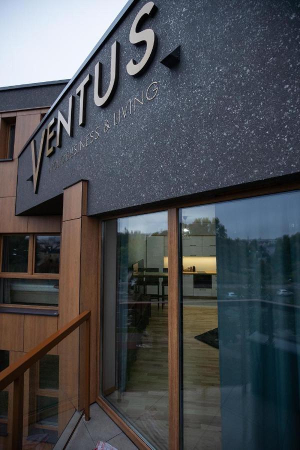 Family & Business Elegant Apartments Ventus IX Wiekow- Centrum Downtown New! Kielce Bagian luar foto