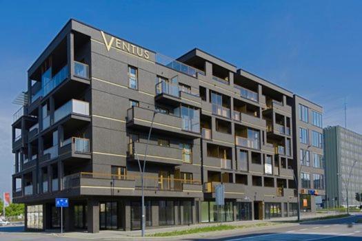 Family & Business Elegant Apartments Ventus IX Wiekow- Centrum Downtown New! Kielce Bagian luar foto